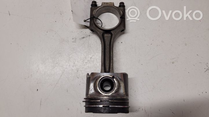 Volvo XC60 Piston avec bielle 81L123