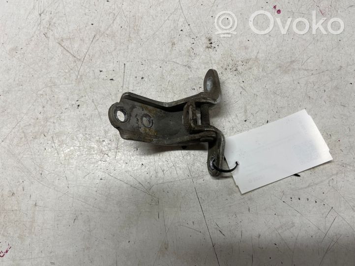 KIA Magentis Charnière inférieure de porte avant A046057