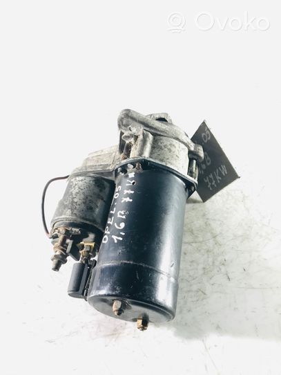 Opel Astra H Starter motor FAF1016C031