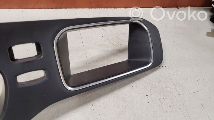 Volvo V40 Cornice cruscotto 31389535