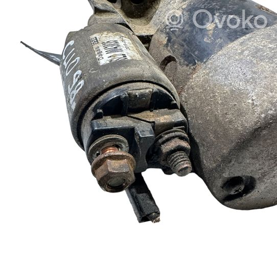 Renault Clio I Starter motor M002T13581