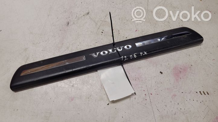 Volvo S40 Garniture, jupe latérale/bas de caisse avant 30744287