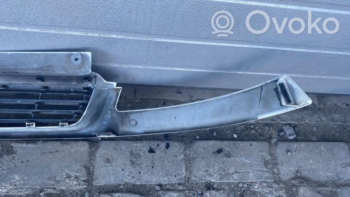 Opel Vivaro Grille calandre supérieure de pare-chocs avant 
