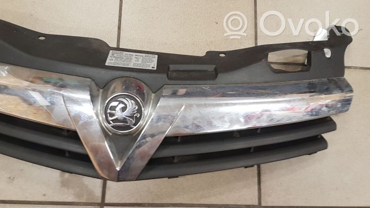 Opel Astra H Maskownica / Grill / Atrapa górna chłodnicy 13108466