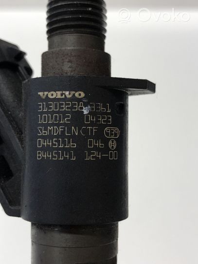 Volvo V60 Wtryskiwacz paliwa 0445116046
