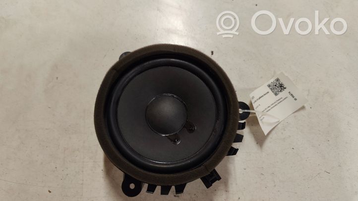 Volvo V40 Enceinte de porte arrière 30657445