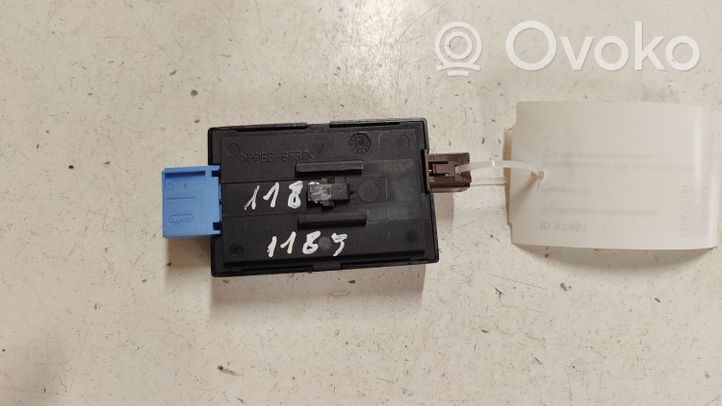 Peugeot 607 Boîtier module alarme 9657384680