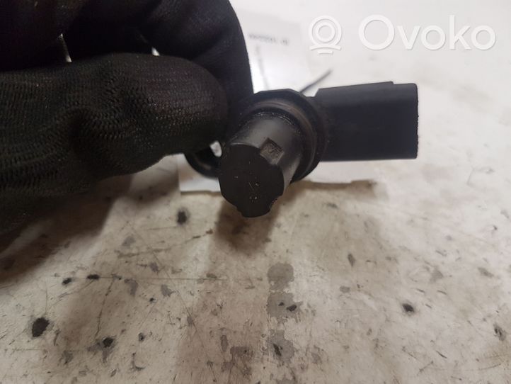 Nissan Qashqai Sensor de posición del cigüeñal 8200567414