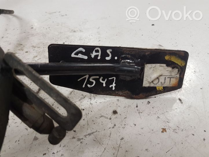 KIA Carens I Accelerator throttle pedal 