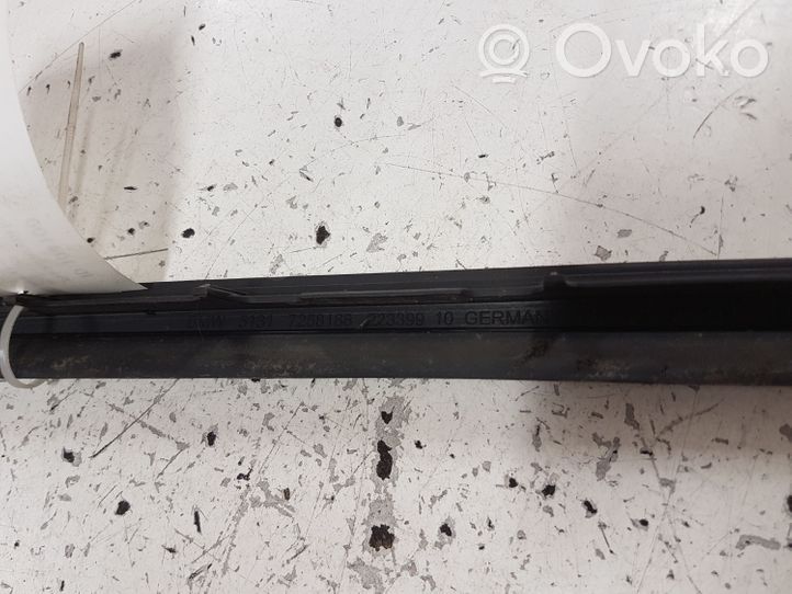 BMW 3 F30 F35 F31 Rivestimento parabrezza 7258188