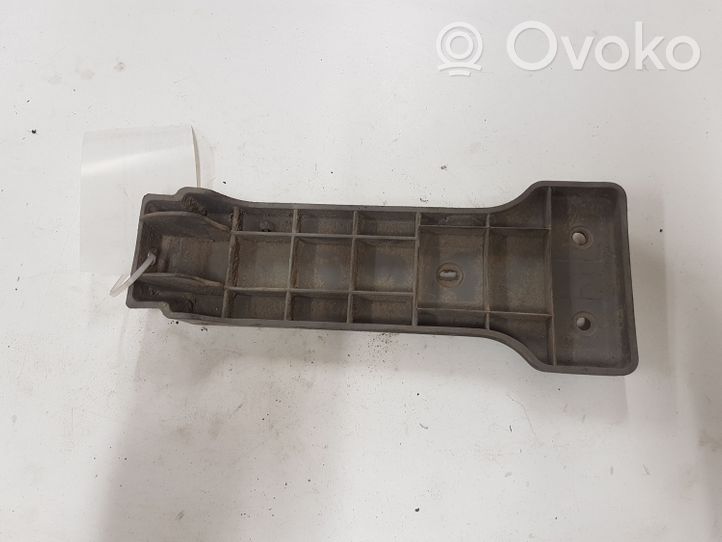 KIA Sorento Staffa di rinforzo montaggio del paraurti posteriore 866933E500