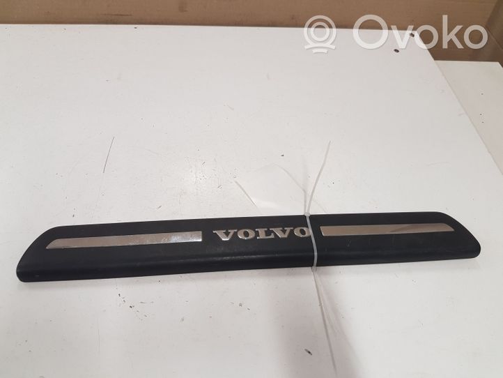 Volvo V50 Front sill trim cover 08622671