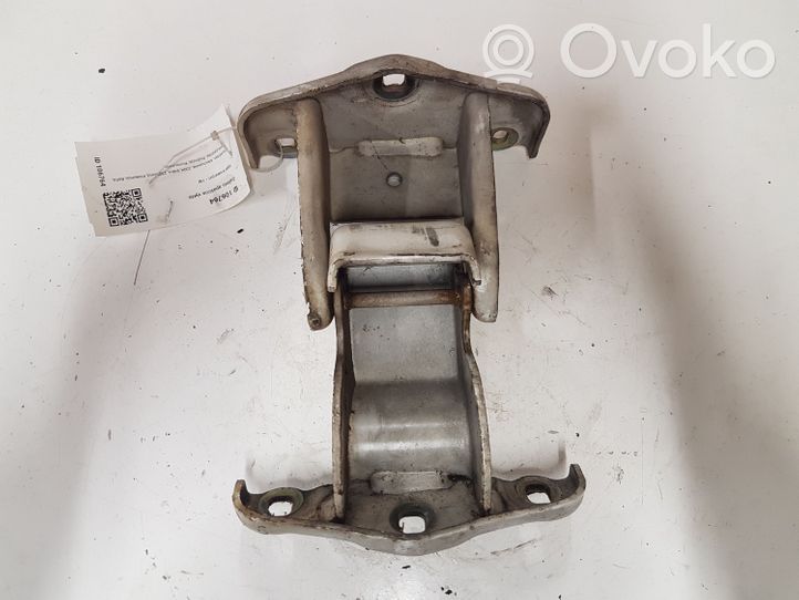 Opel Vivaro Rear door lower hinge 312304K