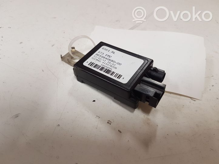 Citroen C5 Antenas pastiprinātājs 965984068000