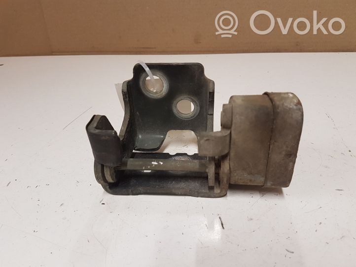 Citroen C5 Front door upper hinge 