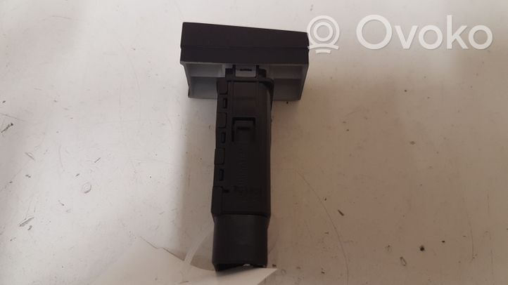 Hyundai Santa Fe Seat heating switch 202002962