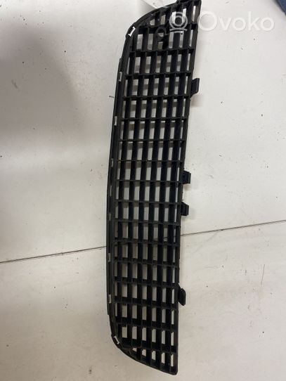 Opel Vectra C Grille inférieure de pare-chocs avant 551004542