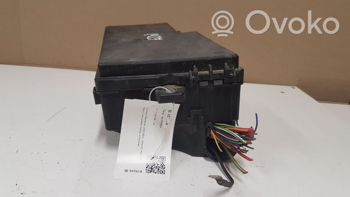 Volvo V50 Fuse module 31296488