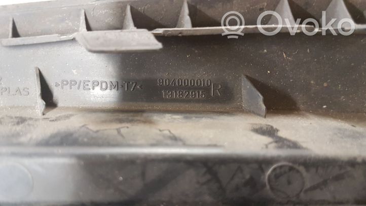Opel Vectra C Grille inférieure de pare-chocs avant 904000010