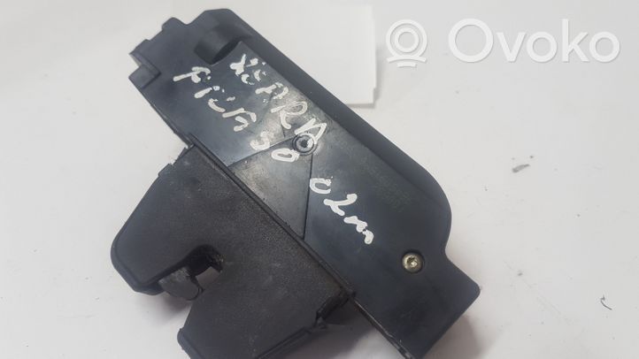 Citroen Xsara Picasso Blocco/chiusura/serratura del portellone posteriore/bagagliaio 10060208