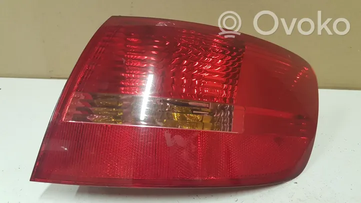 Audi A6 S6 C6 4F Galinis žibintas kėbule 89036920