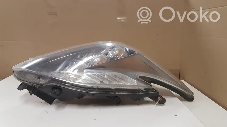 Toyota Prius (XW30) Lampa przednia 8596747010