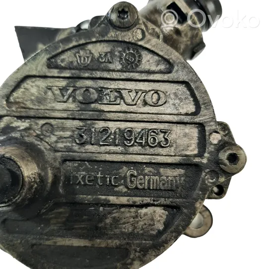 Volvo V70 Vacuum pump 31219463