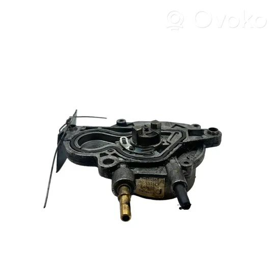 Opel Astra J Vacuum pump 8981154390