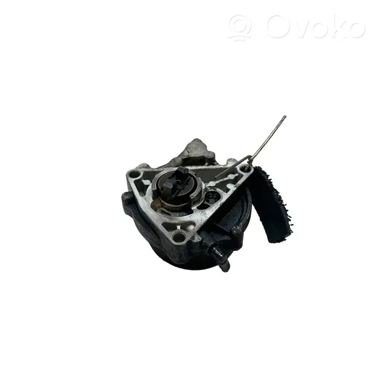 Opel Zafira B Vacuum pump 55205444