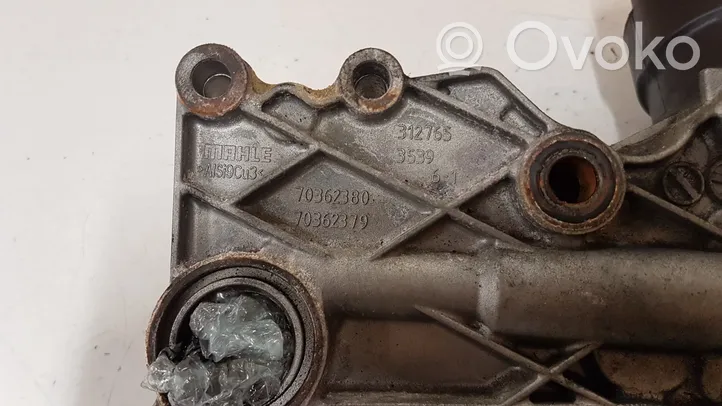 Mercedes-Benz B W246 W242 Halterung Ölfilter / Ölkühler 70362380