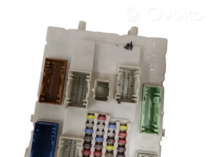 Volvo V40 Module de fusibles 31394964