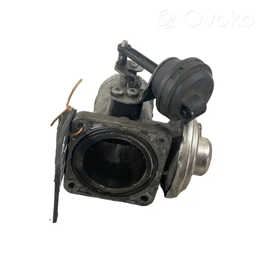 Volkswagen II LT EGR valve 074129637B