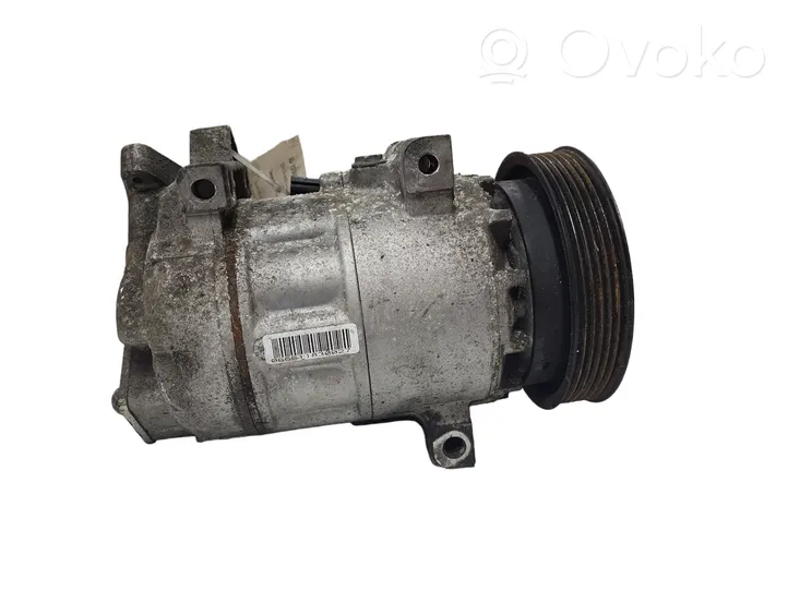 Renault Clio IV Ilmastointilaitteen kompressorin pumppu (A/C) 926004990R