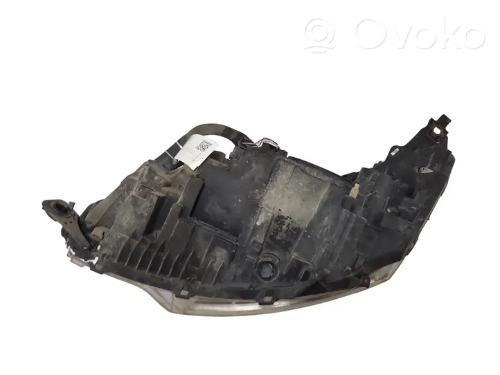 Citroen C5 Lampa przednia 9684845280