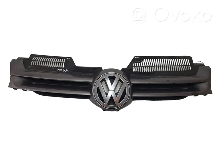 Volkswagen Golf V Rejilla superior del radiador del parachoques delantero 1K0853655A