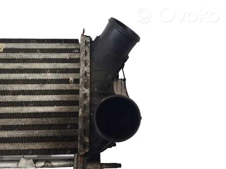 Ford C-MAX II Chłodnica powietrza doładowującego / Intercooler 8V619L440