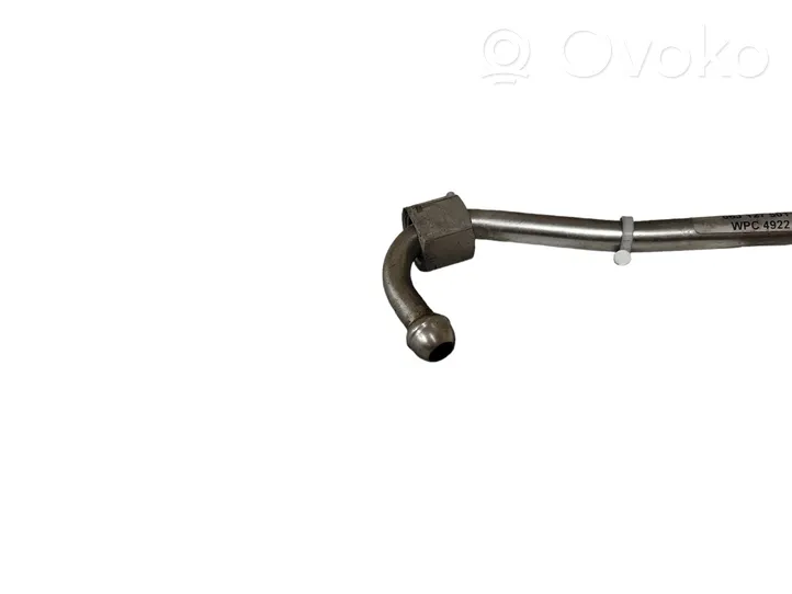 Audi A4 S4 B8 8K Tuyau d'alimentation conduite de carburant 06J127501L