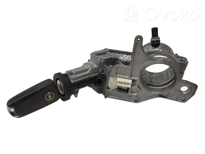 Opel Astra H Ignition lock GM93181315