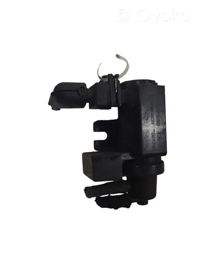 BMW 5 E60 E61 Solenoidinis vožtuvas 70057900