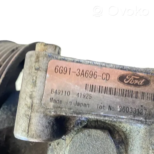 Ford Mondeo MK IV Vairo stiprintuvo siurblys 6G913A696CD
