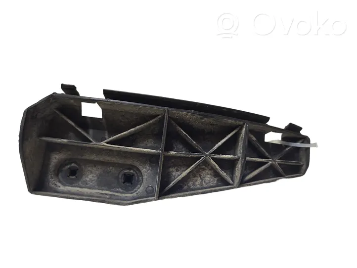 Toyota Corolla Verso E121 Soporte de montaje del parachoques trasero 525620F010