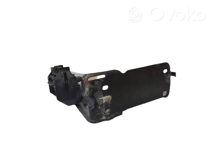 BMW 3 E90 E91 Staffa di montaggio del radiatore 51647117