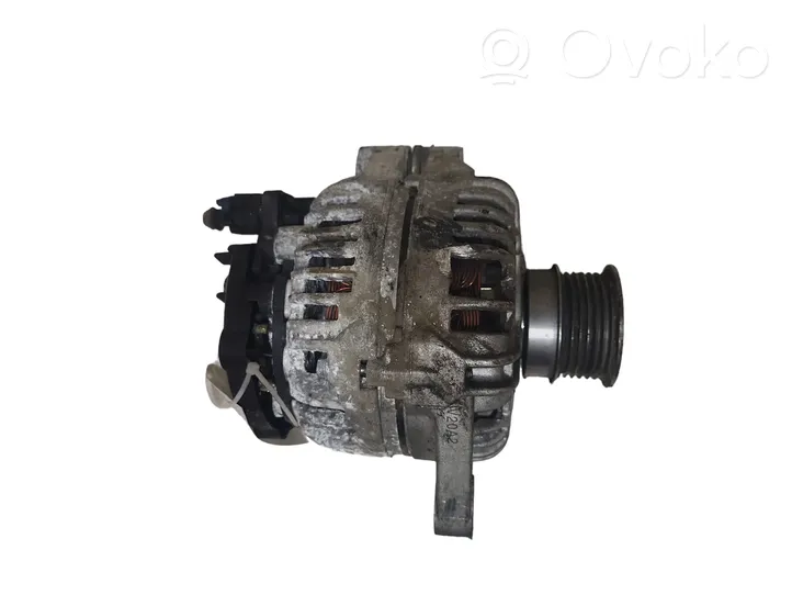 Opel Astra H Generator/alternator 