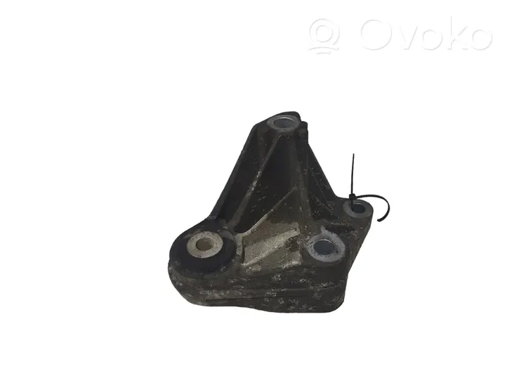 Volvo V40 Supporto di montaggio scatola del cambio 326D86C