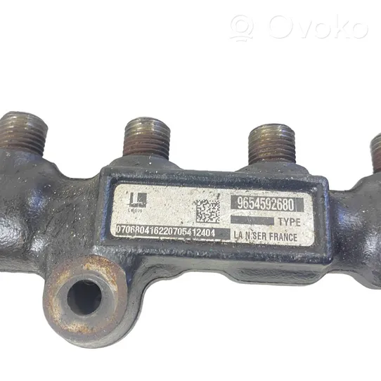 Ford C-MAX I Linea principale tubo carburante 9654592680