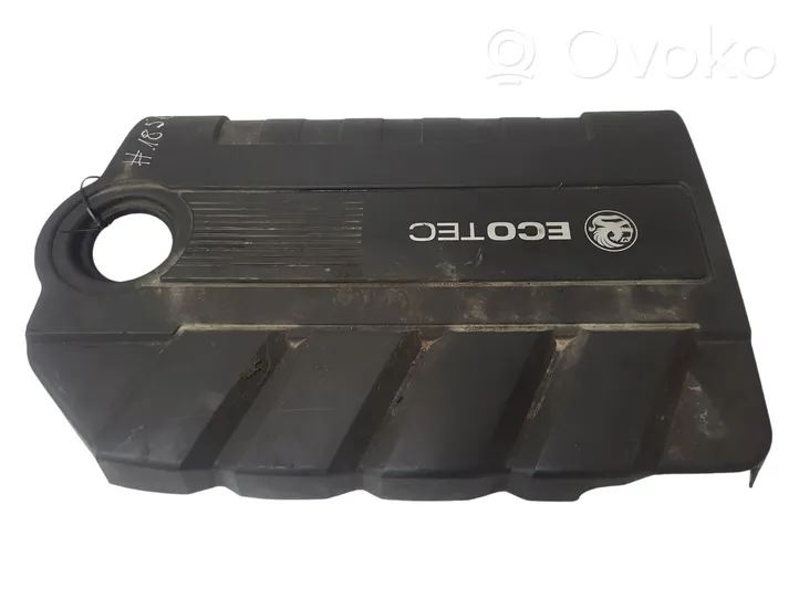 Opel Vectra C Variklio dangtis (apdaila) 55557294