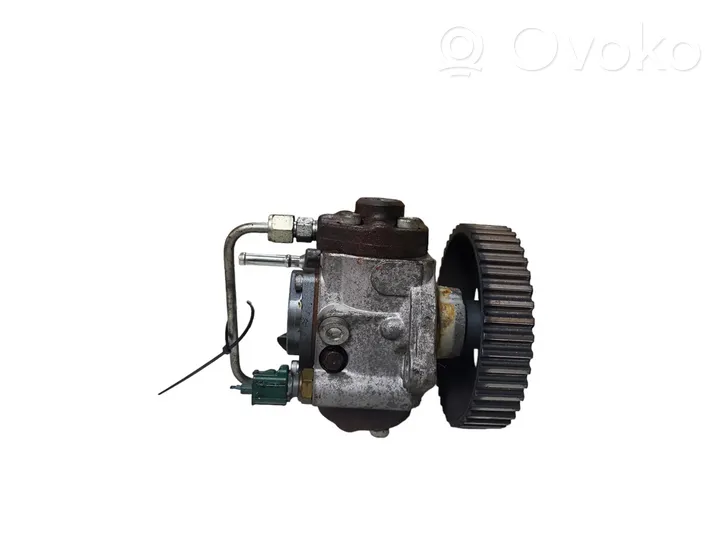 Opel Zafira B Fuel injection high pressure pump 55586501