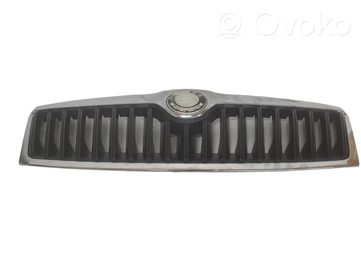 Skoda Octavia Mk2 (1Z) Griglia superiore del radiatore paraurti anteriore 1Z0853651C