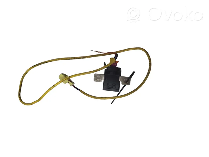 Audi A6 S6 C6 4F Battery relay fuse 4F0915519