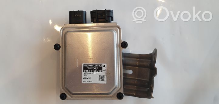 Lexus RX 450H Centralina/modulo pompa dell’impianto di iniezione 8957158010